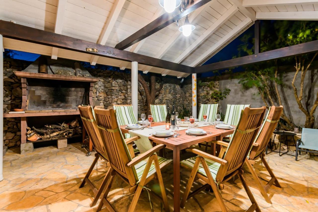 Holiday Home Rosko Skradin Exterior foto